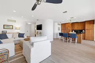 400 Larboard Way, Clearwater Beach, FL 33767 - Photo 8