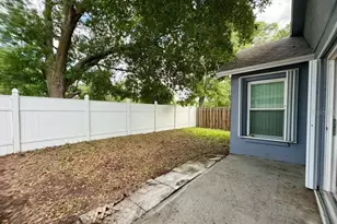 1705 Circe Lake Ct, Orlando, FL 32826 - Photo 14