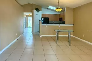 1705 Circe Lake Ct, Orlando, FL 32826 - Photo 4