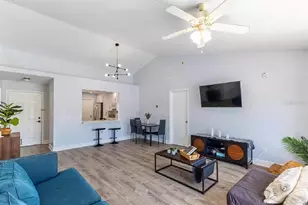 252 Hidden Springs Cir, Kissimmee, FL 34743 - Photo 4