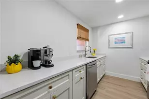3575 Gulf Blvd, Saint Pete Beach, FL 33706 - Photo 14