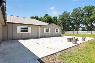 3240 Apfel Rd, Wesley Chapel, FL 33543 - Photo 6