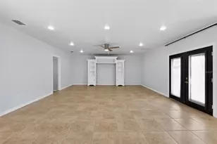 3240 Apfel Rd, Wesley Chapel, FL 33543 - Photo 10