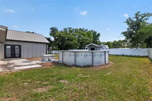3240 Apfel Rd, Wesley Chapel, FL 33543 - Photo 8
