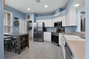 27111 Nostalgia Dr, Leesburg, FL 34748 - Photo 10