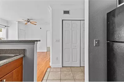 300 E South Street #2015, Orlando, FL 32801 - Photo 12