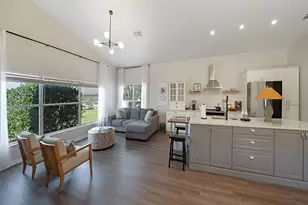 484 Windsor Pl, Davenport, FL 33896 - Photo 2
