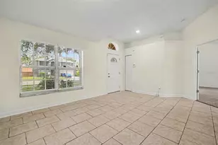 1242 Dunbridge St, Apopka, FL 32703 - Photo 2