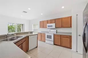 15414 Shoal Haven Pl, Ruskin, FL 33573 - Photo 10