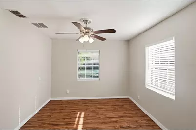 303 Josephine Avenue, Fruitland Park, FL 34731 - Photo 10