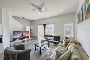 910 Park Terrace Cir, Kissimmee, FL 34746 - Photo 2