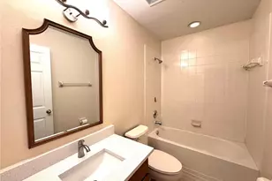 10036 Moorshire Cir, Orlando, FL 32829 - Photo 14