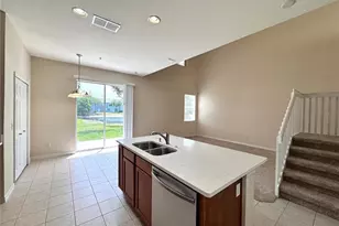 10036 Moorshire Cir, Orlando, FL 32829 - Photo 8