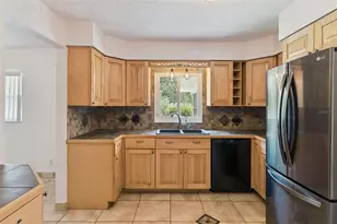 307 E Maple St, Davenport, FL 33837 - Photo 14