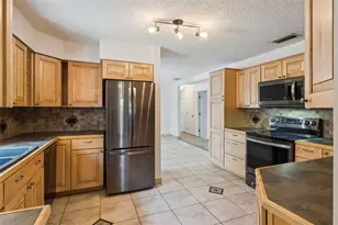 307 E Maple St, Davenport, FL 33837 - Photo 12
