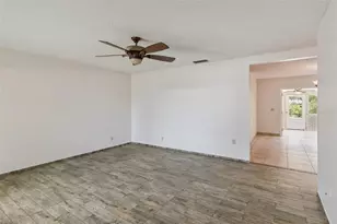 307 E Maple St, Davenport, FL 33837 - Photo 6