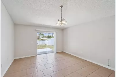 560 Brown Bear Way, Saint Cloud, FL 34772 - Photo 10