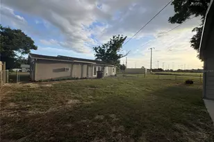 107 W Golf Links Ave, Eustis, FL 32726 - Photo 28