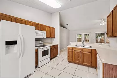 805 Topaz Drive, Rockledge, FL 32955 - Photo 6