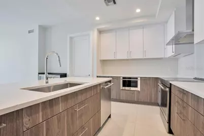 275 1st Avenue S #3808, Saint Petersburg, FL 33701 - Photo 8