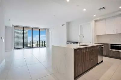 275 1st Avenue S #3808, Saint Petersburg, FL 33701 - Photo 6