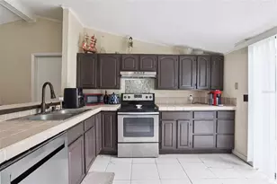 25 W Thrush St, Apopka, FL 32712 - Photo 6