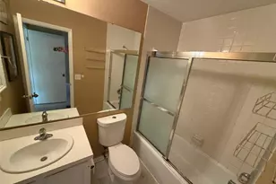 4836 Pebble Beach Dr, Orlando, FL 32811 - Photo 10