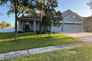 5827 Tarleton Way, Mount Dora, FL 32757 - Photo 2