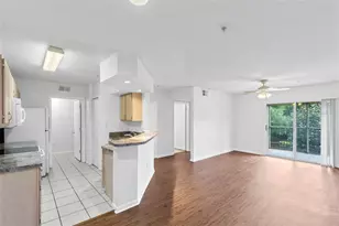12602 Crest Springs Ln, Orlando, FL 32828 - Photo 2