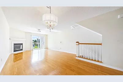 323 Madeira Circle, Saint Petersburg, FL 33715 - Photo 4