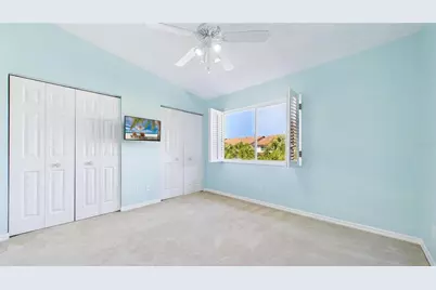 323 Madeira Circle, Saint Petersburg, FL 33715 - Photo 20