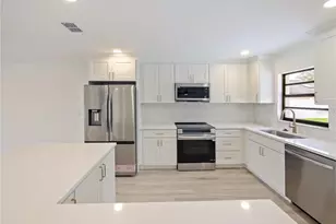 4904 Caspian Ct, Orlando, FL 32819 - Photo 8