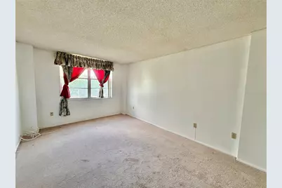 15600 NW 7th Avenue #211, Miami, FL 33169 - Photo 12