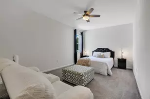 549 Sapphire Dr, Davenport, FL 33837 - Photo 12