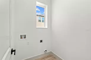 724 Ellwood Ave, Orlando, FL 32804 - Photo 32