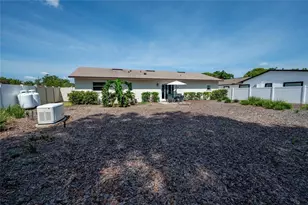 129 Coral Bell Ct, Orlando, FL 32807 - Photo 12