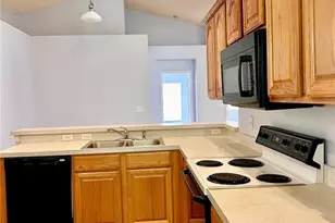 8214 Woodsworth Dr, Orlando, FL 32817 - Photo 8