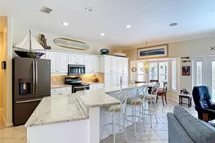 21 Richmond Dr, New Smyrna Beach, FL 32169 - Photo 2