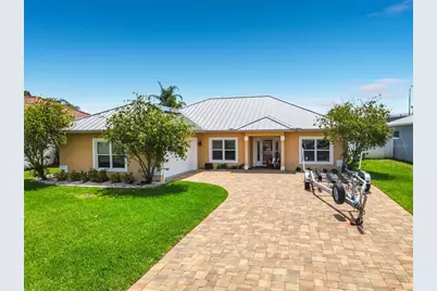 21 Richmond Dr, New Smyrna Beach, FL 32169 - Photo 1
