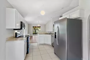 118 Royalty Cir, Sanford, FL 32771 - Photo 10