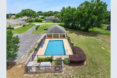 100 Fairway Circle, Umatilla, FL 32784 - Photo 14