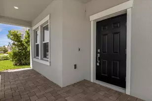 5033 Bessie Ct, Saint Cloud, FL 34772 - Photo 4