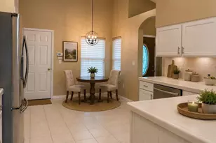 649 Buckingham Dr, Oviedo, FL 32765 - Photo 6
