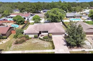 6792 Tamarind Cir, Orlando, FL 32819 - Photo 2