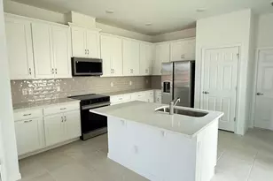 498 Winsome Aly, Groveland, FL 34736 - Photo 2