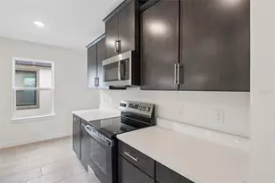 3346 Cup Dr, Lakeland, FL 33803 - Photo 6