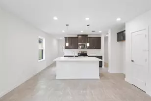 3346 Cup Dr, Lakeland, FL 33803 - Photo 8
