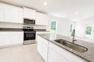 7606 Bent Tree Loop, Saint Cloud, FL 34773 - Photo 10