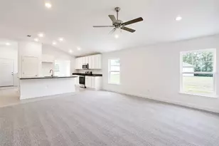 7606 Bent Tree Loop, Saint Cloud, FL 34773 - Photo 8