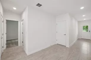 3237 Cup Dr, Lakeland, FL 33803 - Photo 8
